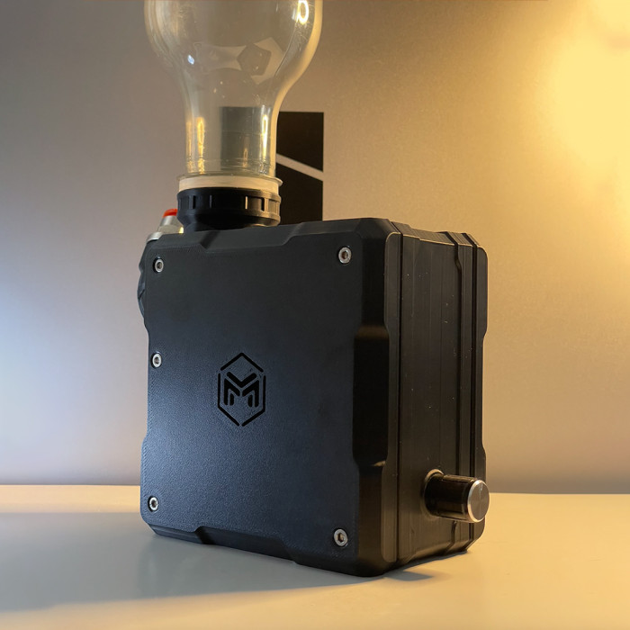 Feed-Lite Mahor XYZ Caja de almacenamiento y alimentación automática de pellet
