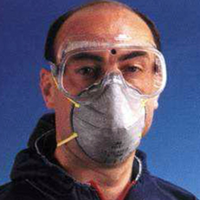 Mascarilla FFP1 con carbón activo 3M-9913 para vapores orgánicos y olores molestos
