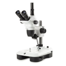 Estereoscopio Trinocular NexiusZoom EVO Euromex Zoom 6,7x-45x con soporte columna e iluminación LED espejo